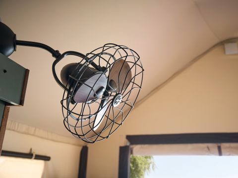 TENTE TOILE ET BOIS 4 personnes - Lodge Vacanziera (Gamme Supérieure) - Dimanche/Dimanche -