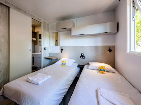 MOBILHOME 4 personnes - Cabane de pêcheur Premium 3 Pièces 4 Personnes Jacuzzi + Climatisé + TV