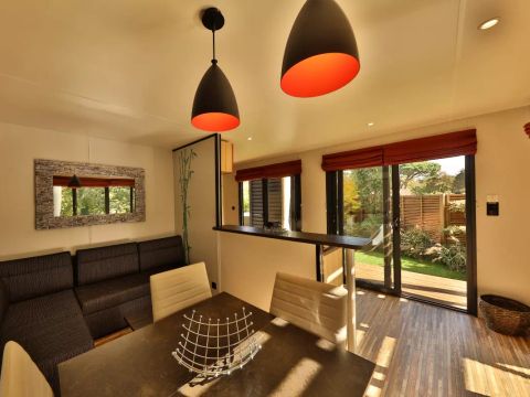 MOBILHOME 4 personnes - Cottage Pagode Premium 3 Pièces 4 Personnes Jacuzzi + Climatisé + TV