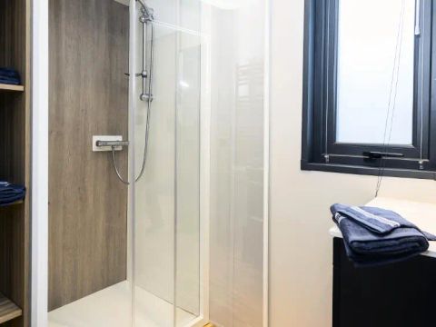 Mobilhome 4 personnes - Cottage Pagode 3 Pièces 4 Personnes Climatisé + TV