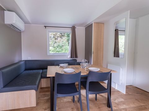 MOBILHOME 8 personnes - Mobil-home | Premium | 3 Ch. | 6/8 Pers. | Terrasse surélevée | Clim. | TV
