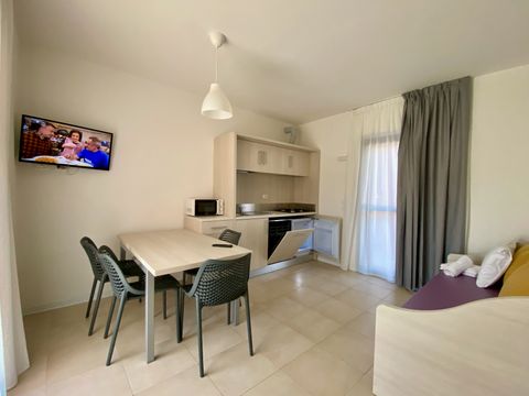 APPARTEMENT 6 personnes - STANDARD (1er étage avec balcon)