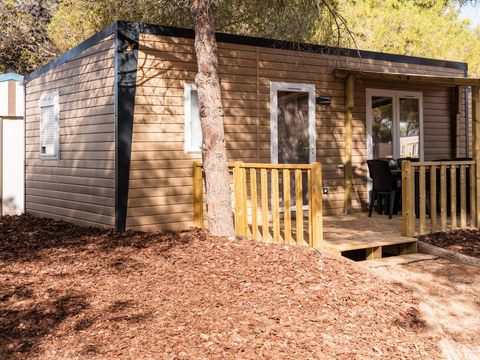 MOBILHOME 4 personnes - Premium | 2 Chambres | 4 Couchages | Terrasse semi couverte | 1 Salle de bain | Climatisation