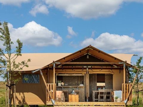 Tente en toile et en bois 5 personnes - SAFARI LODGE - 40m²- 2 chambres
