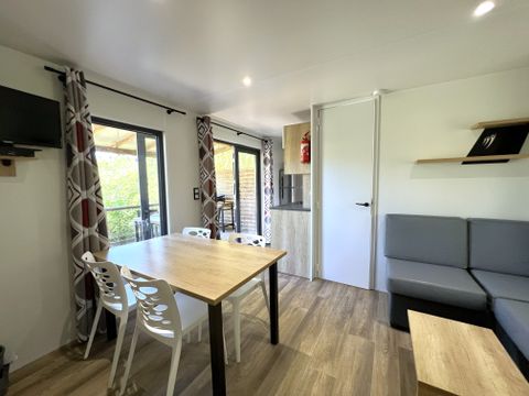 Mobilhome 6 personnes - Mobil-home Premium 32 m² 3 chambres + terrasse 21m² + TV + LV + clim + plancha 6 pers