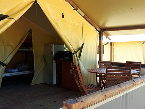 TENTE TOILE ET BOIS 4 personnes - Ecolodge Freeflower confort 2 chambres 30m² - sans sanitaires 5 pers