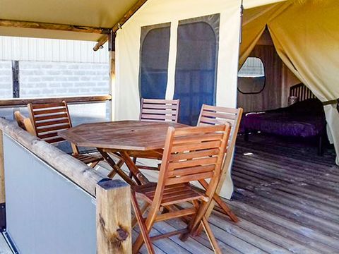 TENTE TOILE ET BOIS 5 personnes - Ecolodge Freeflower confort 2 chambres 30m² - sans sanitaires 5 pers