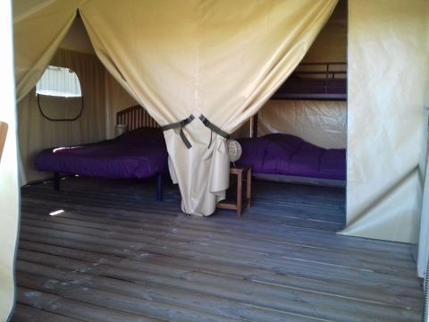 TENTE TOILE ET BOIS 5 personnes - Ecolodge Freeflower confort 2 chambres 30m² - sans sanitaires 5 pers