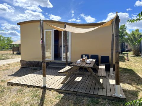 Tente en toile et en bois 5 personnes - Cahute des randonneurs 18m² - 2 chambres - sans sanitaire 5 pers