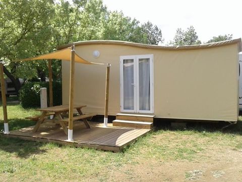 Tente en toile et en bois 5 personnes - Cahute des randonneurs 18m² - 2 chambres - sans sanitaire 5 pers