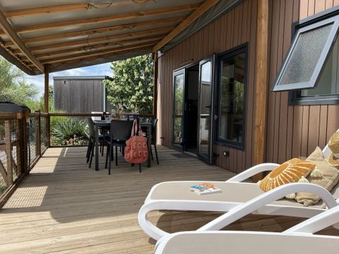 Mobilhome 6 personnes - Homeflower Premium 35 m² 3 chambres + terrasse 21m² + TV + LV + Clim + Plancha 6 pers