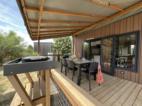 Mobilhome 6 personnes - Homeflower Premium 35 m² 3 chambres + terrasse 21m² + TV + LV + Clim + Plancha 6 pers