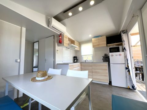 Mobilhome 6 personnes - Standard 32m² (3 chambres) + Terrasse + Clim