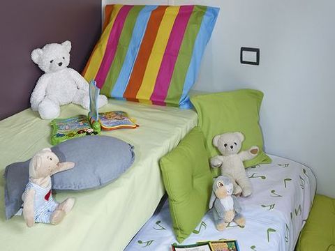 Mobilhome 4 personnes - 2 chambres vue étang