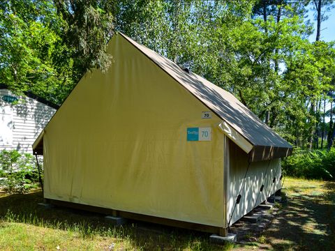 TENTE TOILE ET BOIS 4 personnes - Lodge 2 trèfles 2 chambres, 1 salle d'eau
