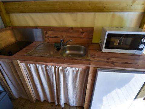 TENTE TOILE ET BOIS 4 personnes - Lodge 2 trèfles 2 chambres, 1 salle d'eau
