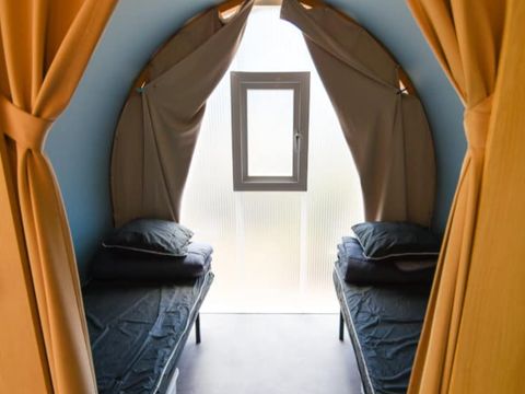 TENTE 4 personnes - Tente 2 trèfles 2 chambres - Sanitaire privé à proximité