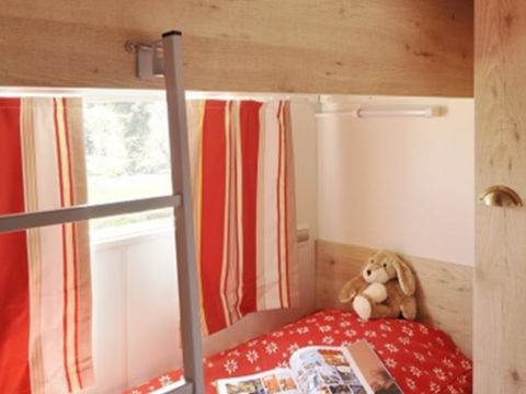 HÉBERGEMENT INSOLITE 4 personnes - Roulotte 2 trèfles 2 chambres