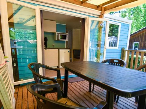 MOBILHOME 2 personnes - 3 trèfles 1 chambre 1 SDB