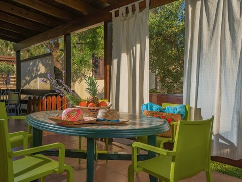 APPARTEMENT 5 personnes - y compris service de plage + parking