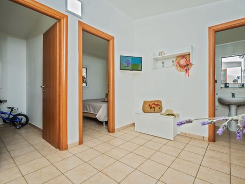 APPARTEMENT 5 personnes - y compris service de plage + parking