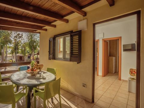 APPARTEMENT 5 personnes - y compris service de plage + parking