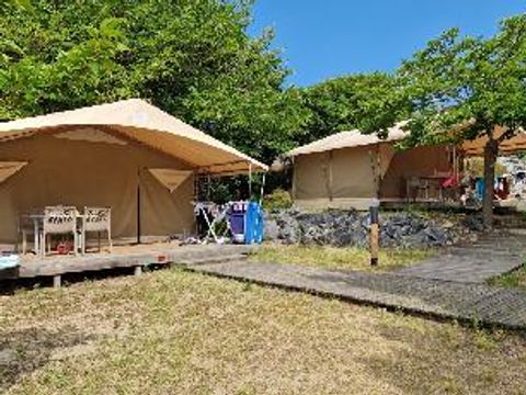 BUNGALOW TOILÉ 4 personnes