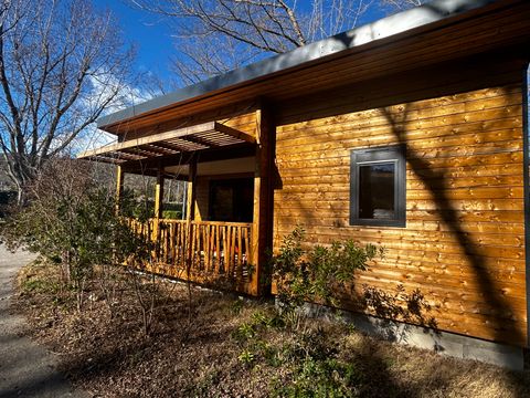 CHALET 4 personnes - Premium 32m² - 2 chambres  (CLIM + TV + Plancha)