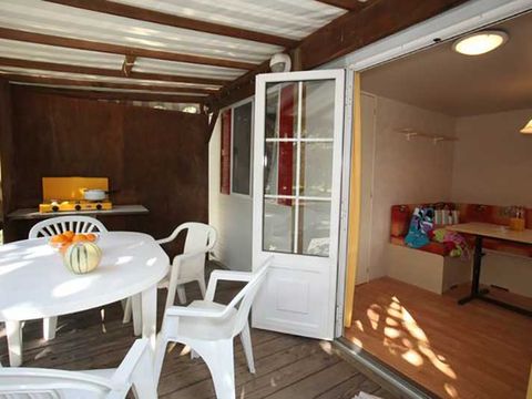Mobilhome 3 personnes - COSY sans sanitaires