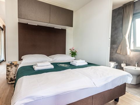 VILLA 4 personnes - Eco Luxury 2 chambres avec terrasse et vue mer