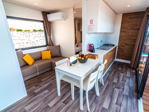 VILLA 4 personnes - Deluxe 2 chambres avec terrasse et vue mer