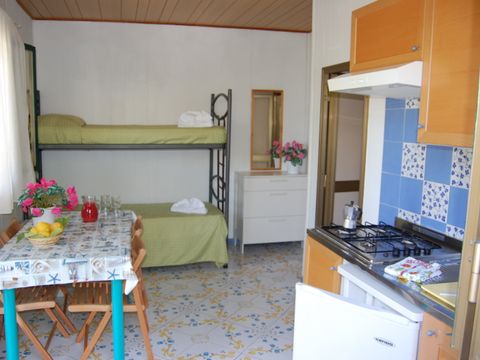 BUNGALOW 4 personnes - Bungalow