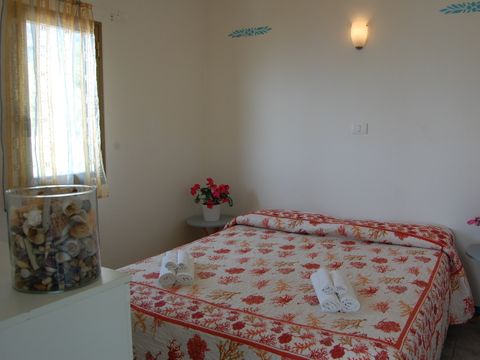 BUNGALOW 4 personnes - Bungalow