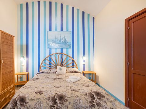 APPARTEMENT 5 personnes - Appartement Libeccio Tour Turbolo au deuxième étage