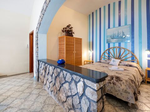 APPARTEMENT 5 personnes - Appartement Libeccio Tour Turbolo au deuxième étage