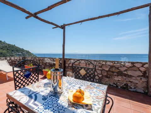 APPARTEMENT 4 personnes - Appartement Grecale Turbolo Tower au dernier étage avec une grande terrasse