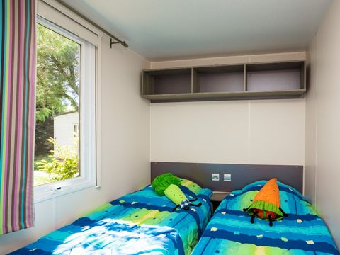 MOBILHOME 4 personnes - LOISIR CONFORT FAMILY prix pour 4 personnes