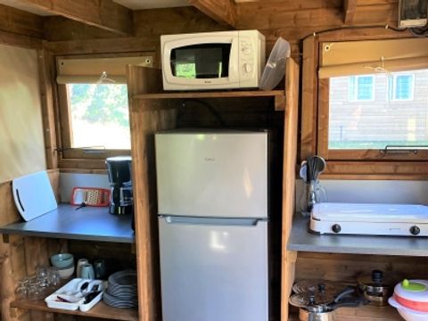 CHALET 4 personnes - La Cabane avec Sanitaires. Arrivée 16h Départ 10h. Max