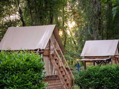 HÉBERGEMENT INSOLITE 2 personnes - Bivouac AVEC literie.