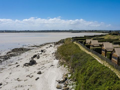 TENTE TOILE ET BOIS 4 personnes - Bivouac Insolite 2 chambres