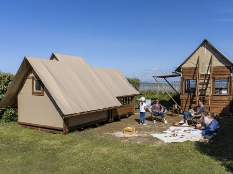 TENTE TOILE ET BOIS 4 personnes - Bivouac Insolite 2 chambres