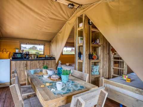 TENTE TOILE ET BOIS 5 personnes - Lodge (sans sanitaires)