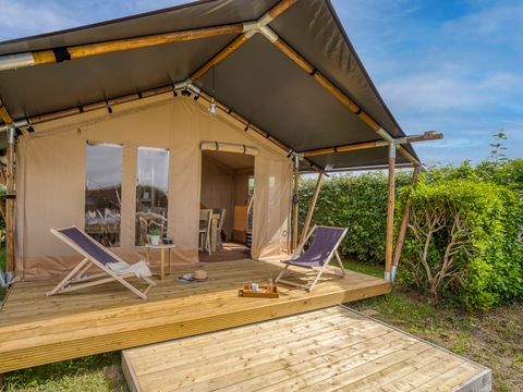 TENTE TOILE ET BOIS 5 personnes - Lodge (sans sanitaires)