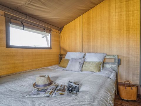 TENTE TOILE ET BOIS 5 personnes - Lodge (sans sanitaires)