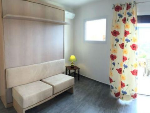 STUDIO 2 personnes - 2012