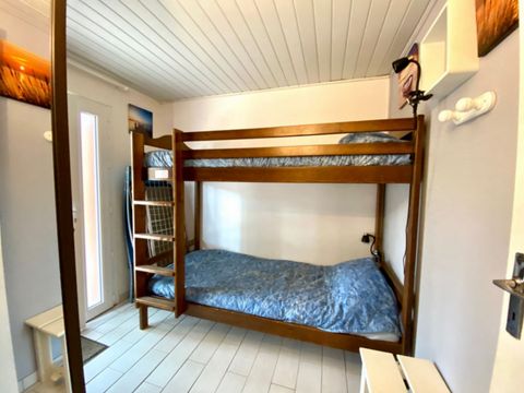 GÎTE 4 personnes - COTTAGE 4 PERSONNES - ARBOUSIERS