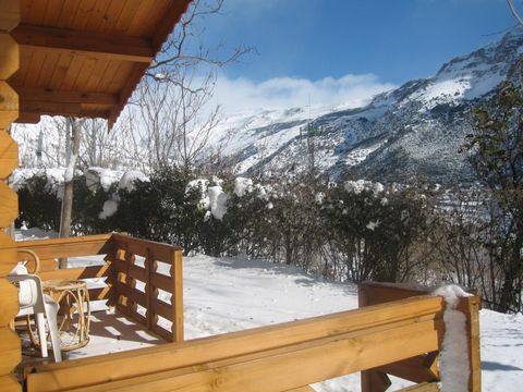 CHALET 4 personnes - VELETA avec cuisine
