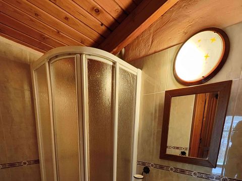 CHALET 4 personnes - VELETA avec cuisine