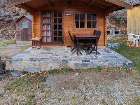 CHALET 2 personnes - Cabane en bois VELETA avec cuisine
