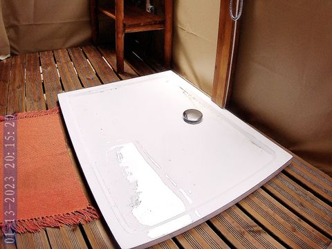 HÉBERGEMENT INSOLITE 3 personnes - VACARES glamping tente de luxe
